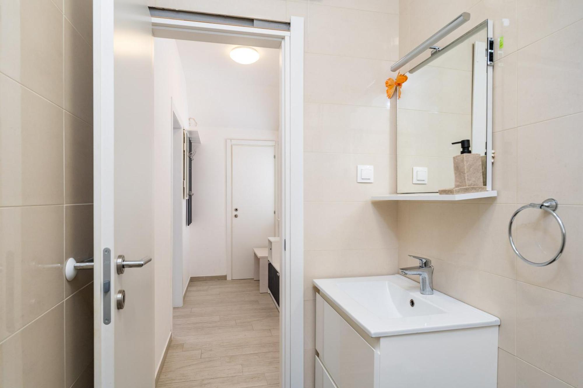 Feather - Free Private Parking - Self Check-in Appartamento Ragusa